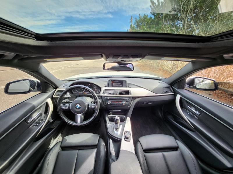 BMW 3-Series 320i xDrive 2015