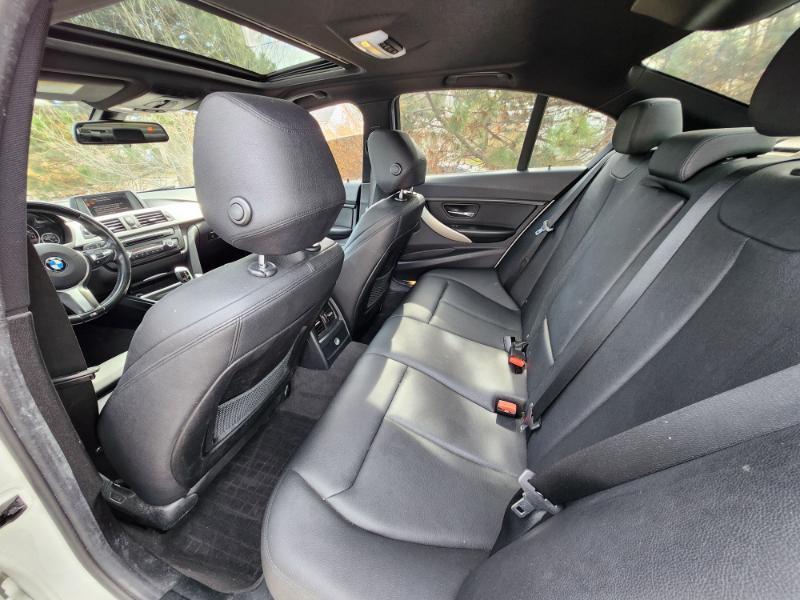 BMW 3-Series 320i xDrive 2015