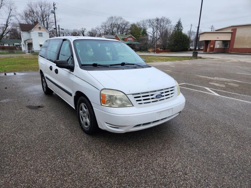Ford Freestar S 2005