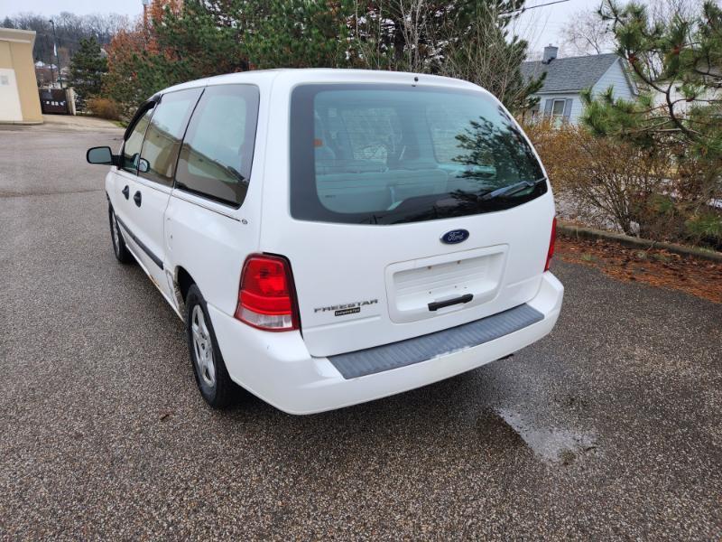 Ford Freestar S 2005