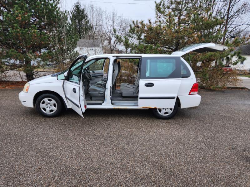 Ford Freestar S 2005