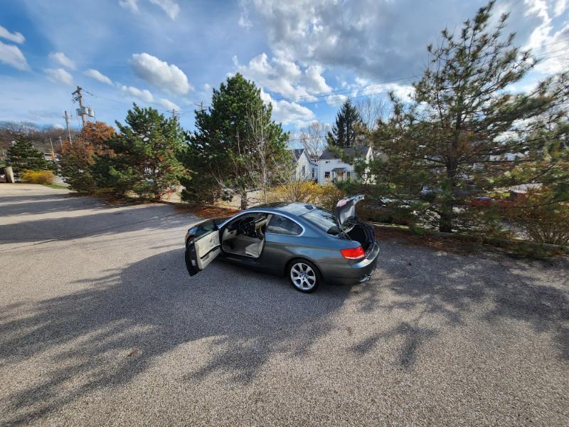 BMW 3-Series 335xi Coupe 2009