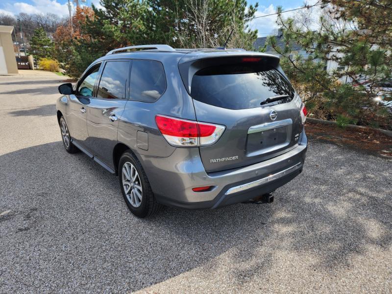 Nissan Pathfinder Platinum 4WD 2016