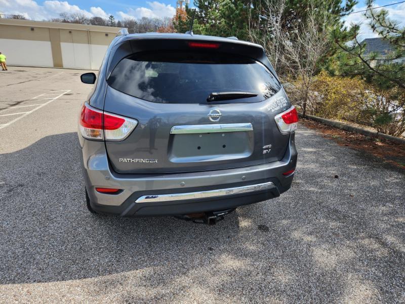 Nissan Pathfinder Platinum 4WD 2016
