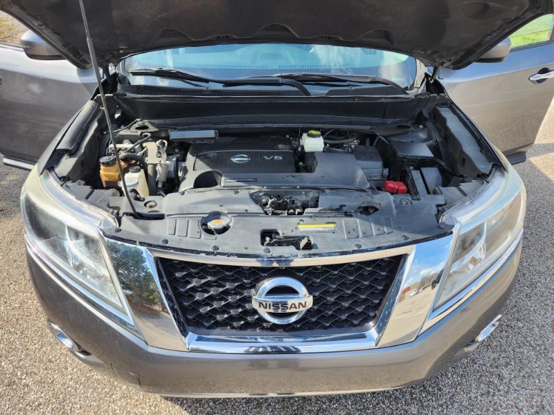 Nissan Pathfinder Platinum 4WD 2016