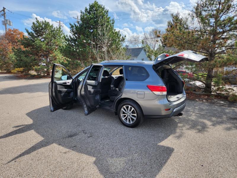 Nissan Pathfinder Platinum 4WD 2016