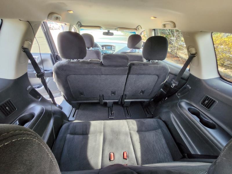 Nissan Pathfinder Platinum 4WD 2016