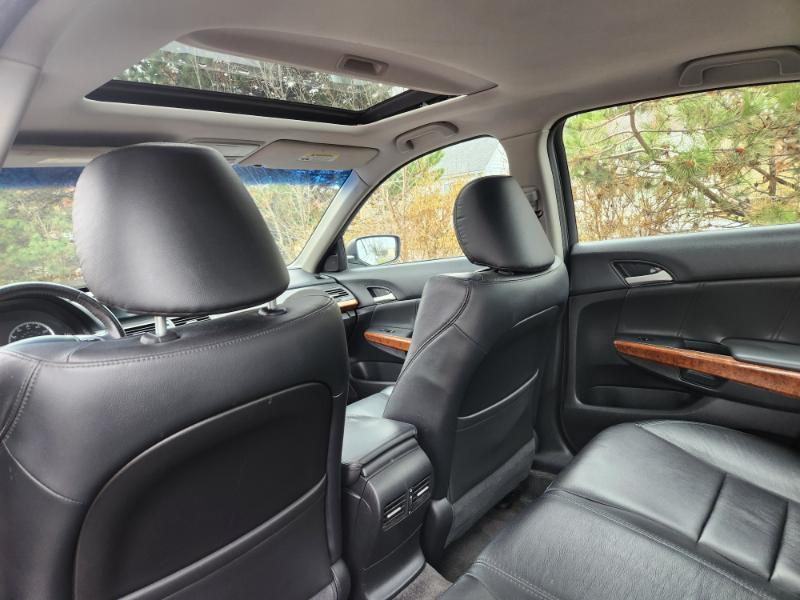 Honda Accord EX-L V6 Sedan AT 2012