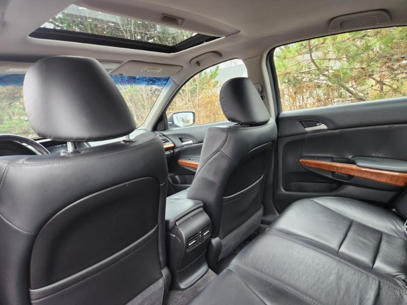 Honda Accord EX-L V6 Sedan AT 2012