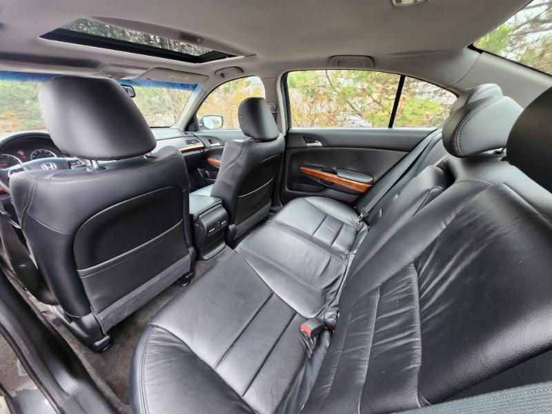 Honda Accord EX-L V6 Sedan AT 2012