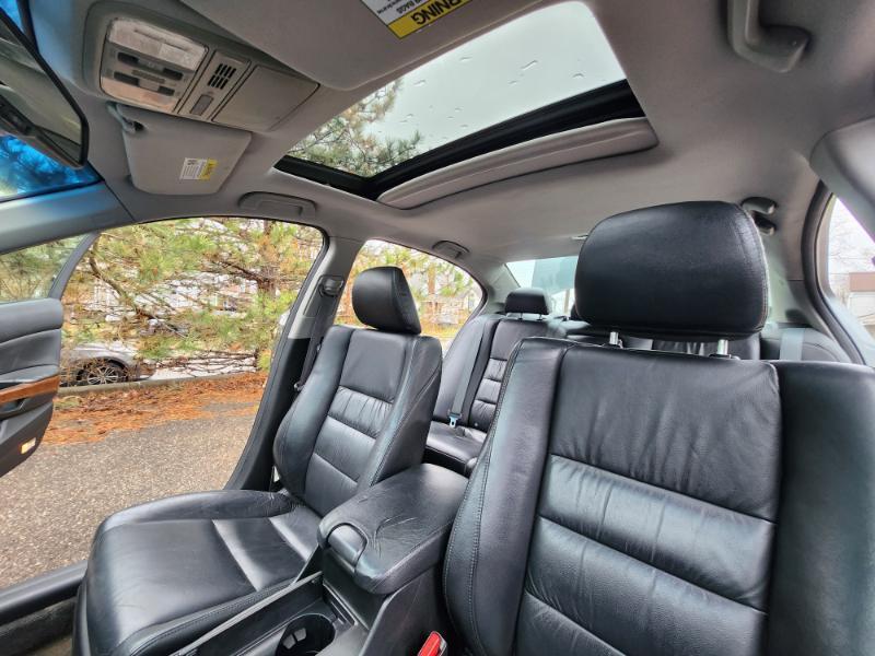 Honda Accord EX-L V6 Sedan AT 2012