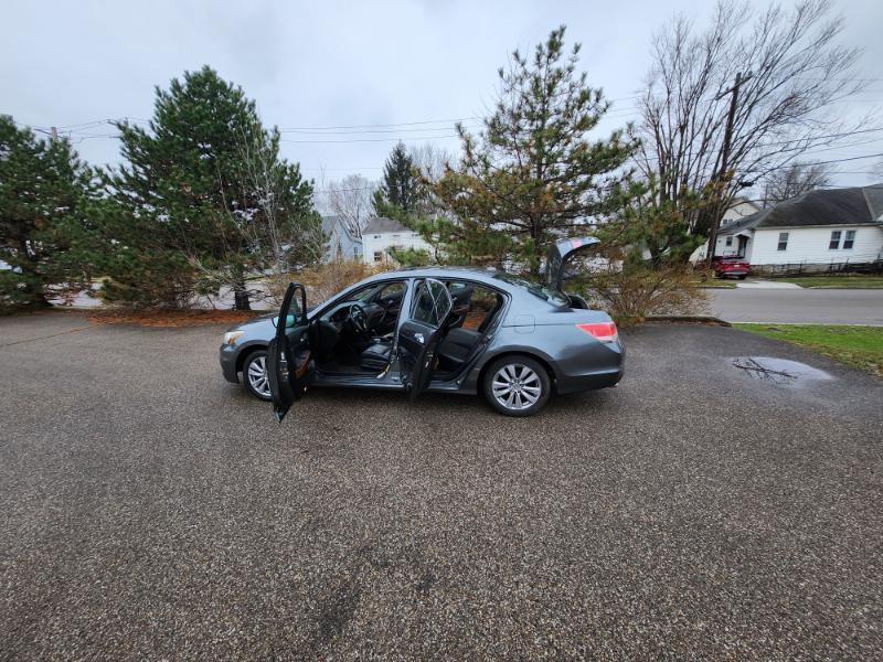 Honda Accord EX-L V6 Sedan AT 2012