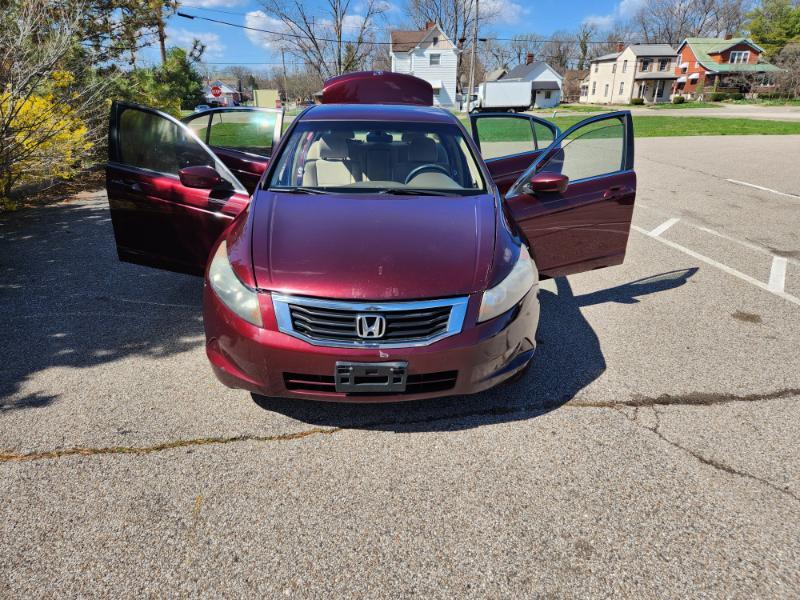 Honda Accord LX sedan AT 2010