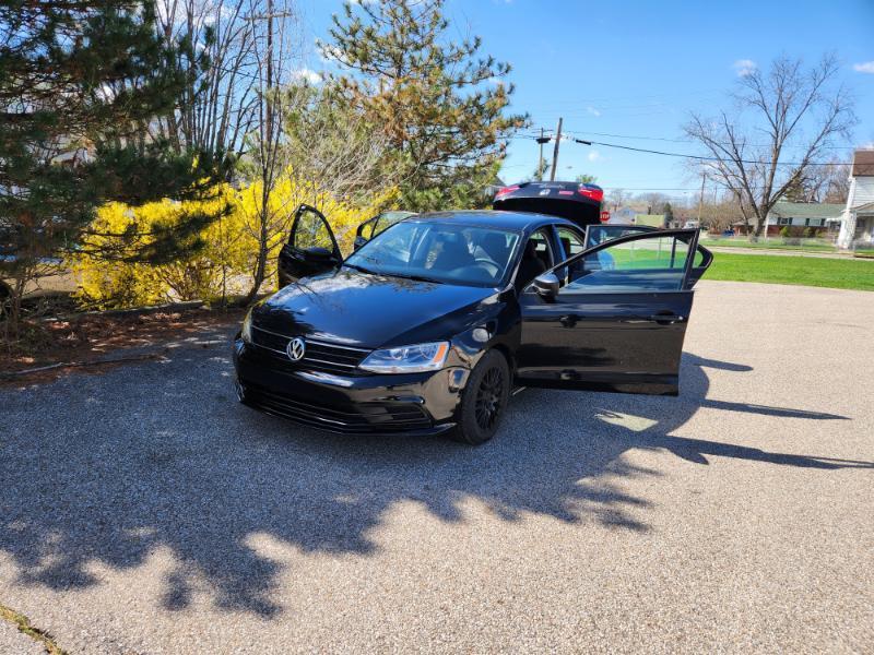 Volkswagen Jetta S 2011