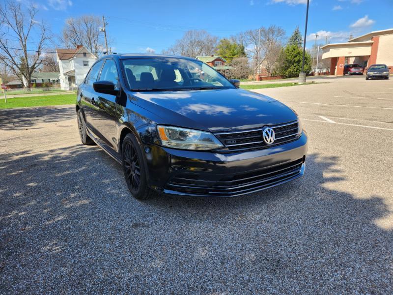 Volkswagen Jetta S 2011