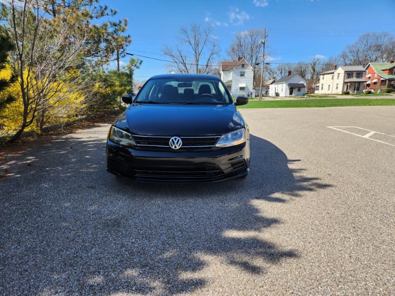 Volkswagen Jetta S 2011