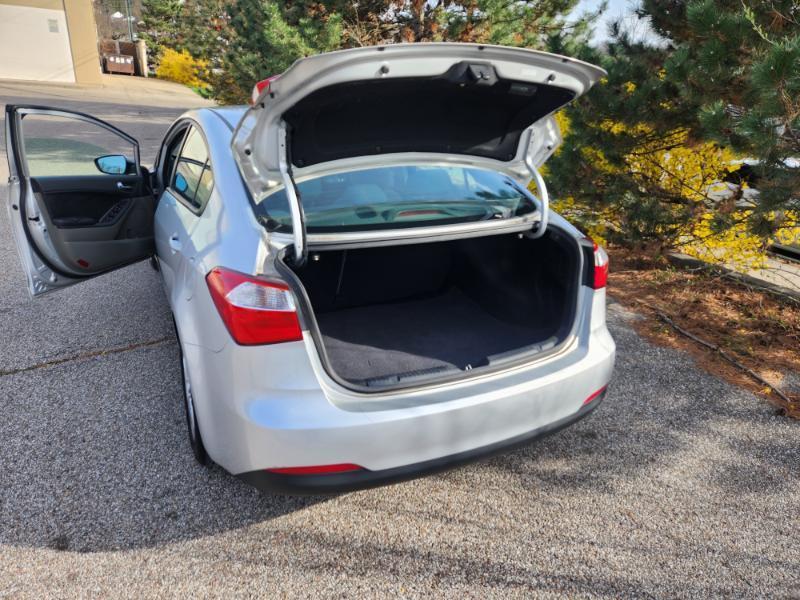 Kia Forte LX w/Popular Package 2016