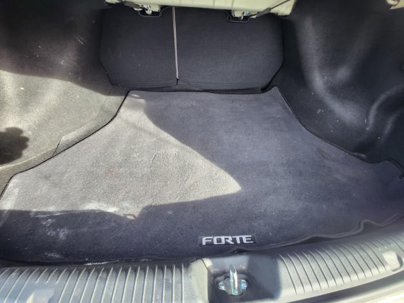 Kia Forte LX w/Popular Package 2016