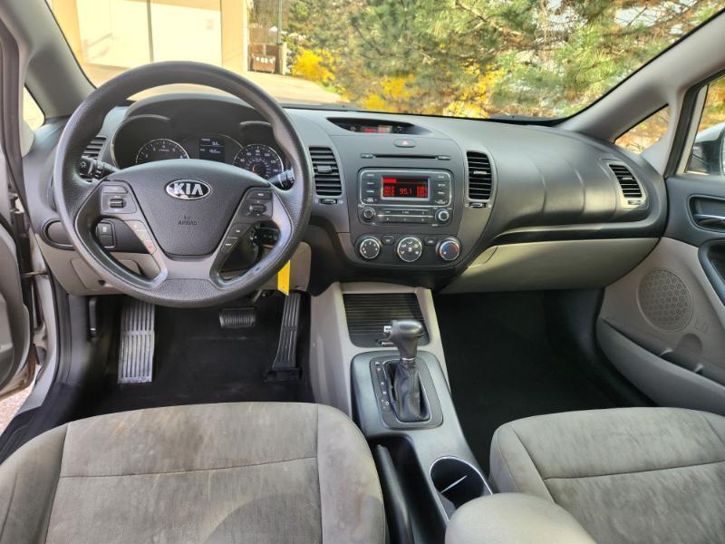 Kia Forte LX w/Popular Package 2016