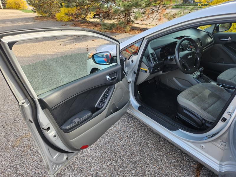 Kia Forte LX w/Popular Package 2016