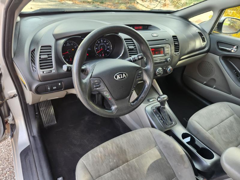 Kia Forte LX w/Popular Package 2016