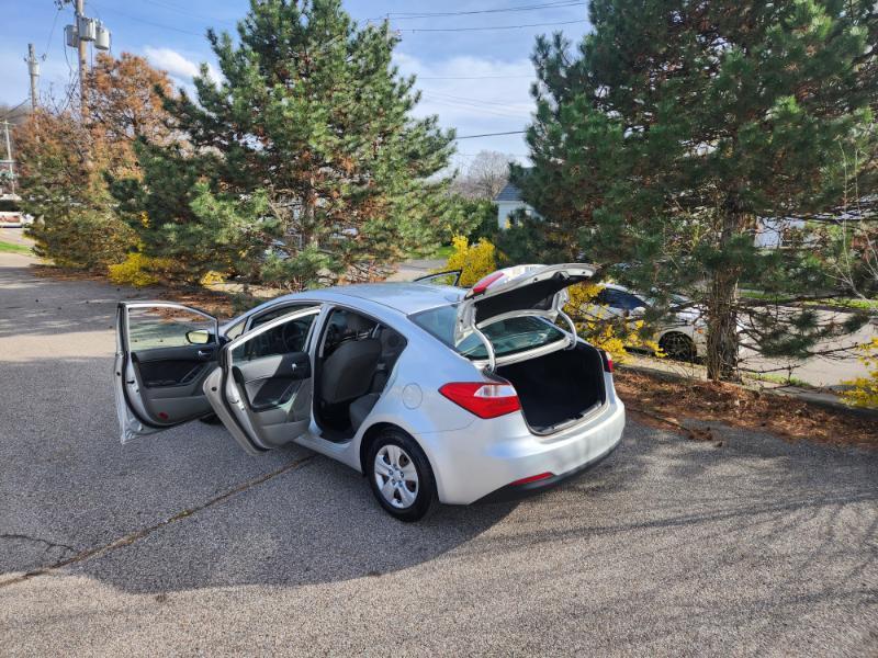 Kia Forte LX w/Popular Package 2016