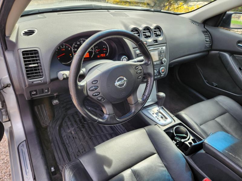 Nissan Altima 2.5 S 2010