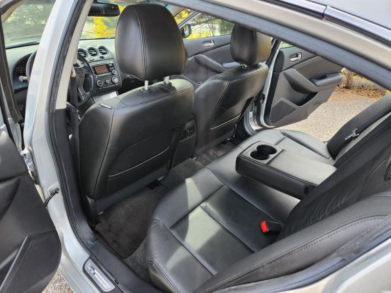 Nissan Altima 2.5 S 2010