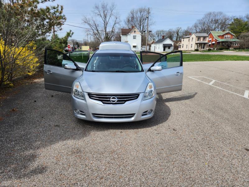 Nissan Altima 2.5 S 2010