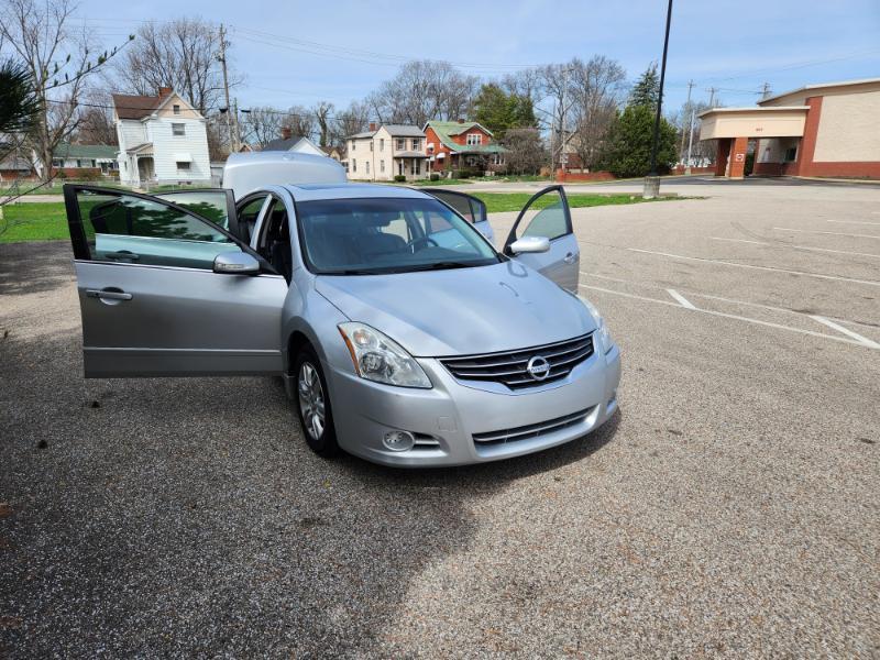 Nissan Altima 2.5 S 2010