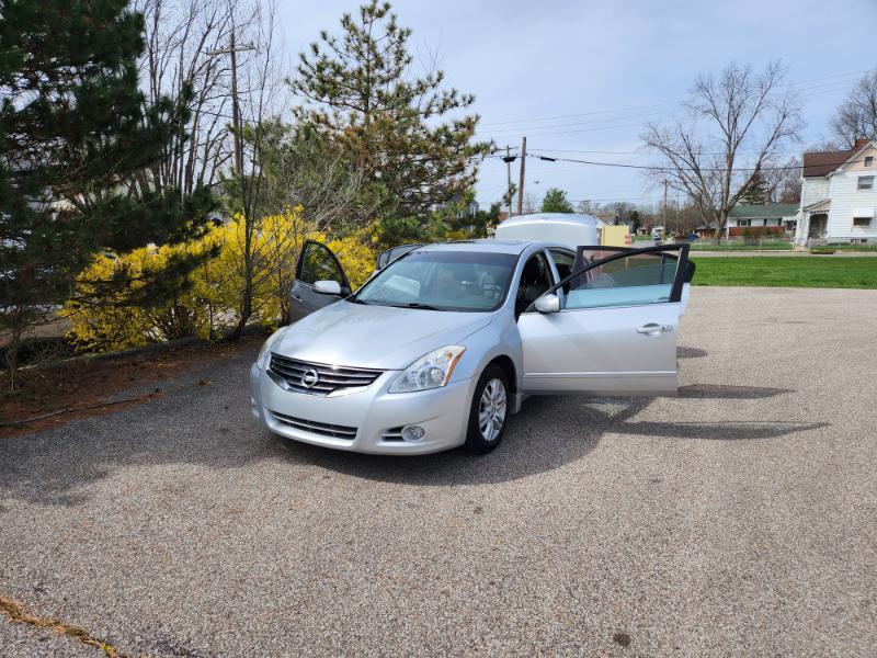 Nissan Altima 2.5 S 2010