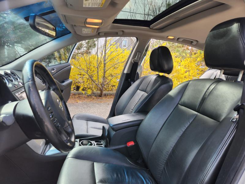 Nissan Altima 2.5 S 2010