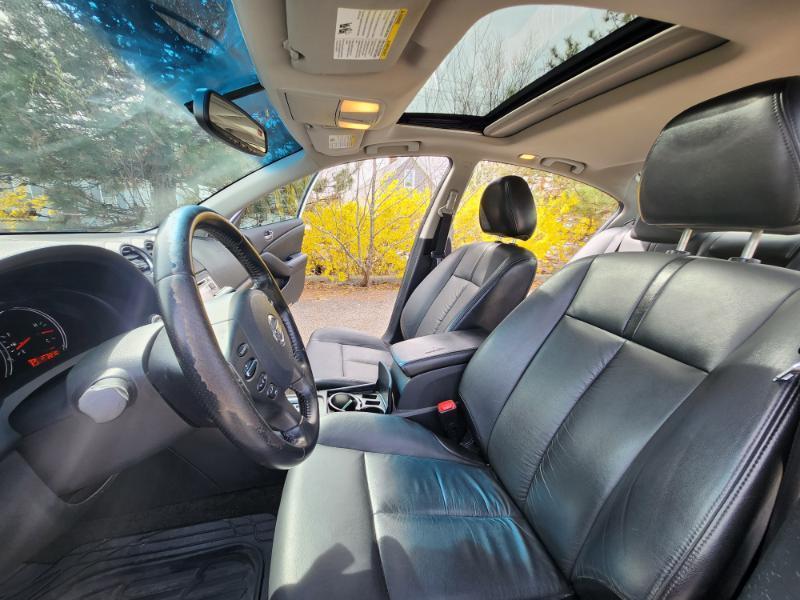 Nissan Altima 2.5 S 2010