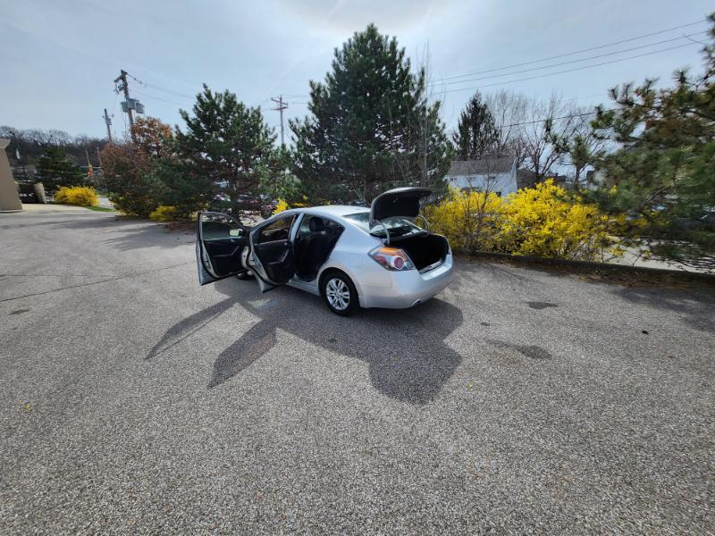 Nissan Altima 2.5 S 2010