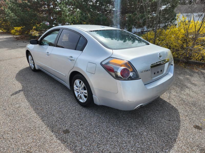 Nissan Altima 2.5 S 2010