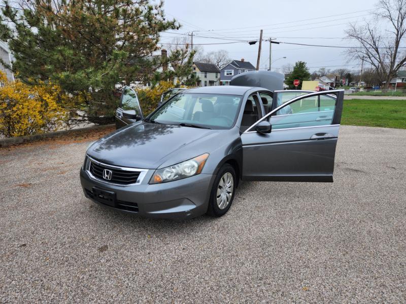 Honda Accord LX sedan AT 2009
