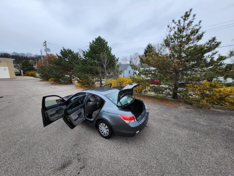 Honda Accord LX sedan AT 2009