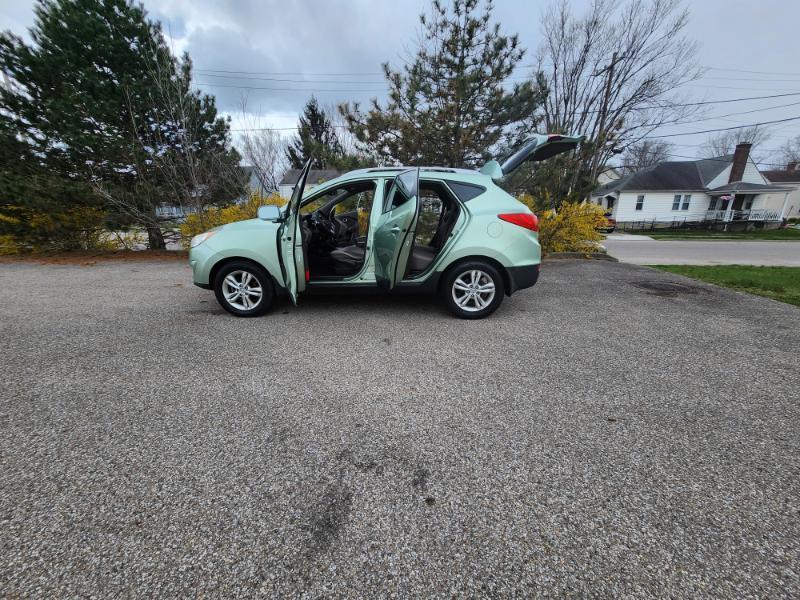 Hyundai Tucson GLS 2WD 2010