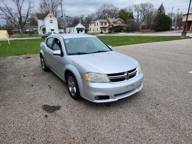 Dodge Avenger Lux 2011