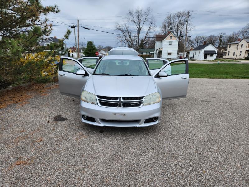 Dodge Avenger Lux 2011