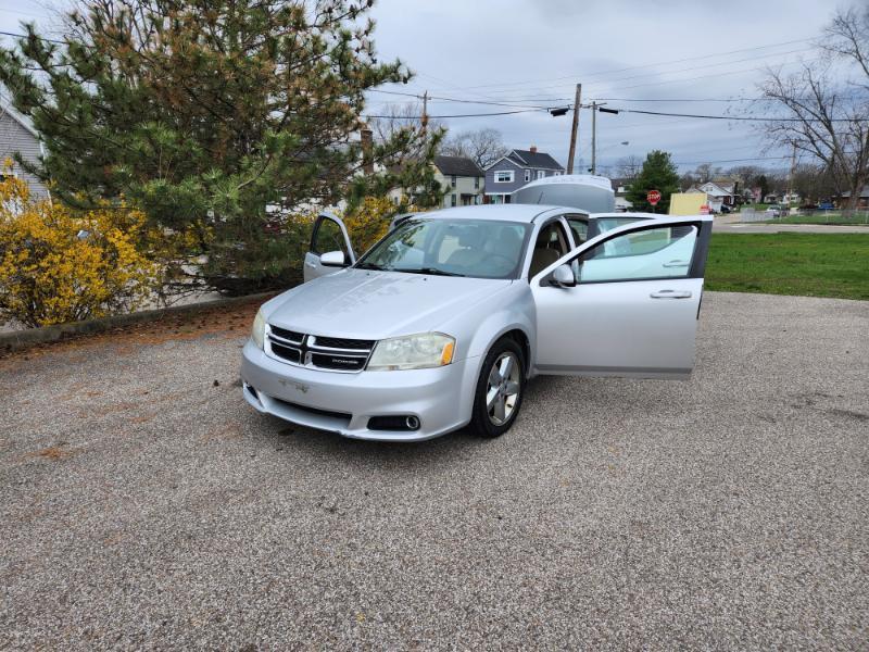 Dodge Avenger Lux 2011