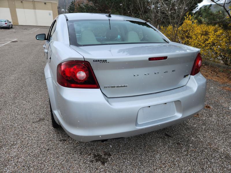 Dodge Avenger Lux 2011