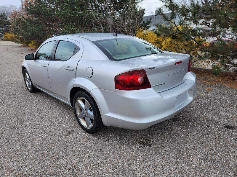 Dodge Avenger Lux 2011