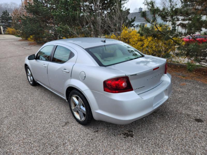 Dodge Avenger Lux 2011
