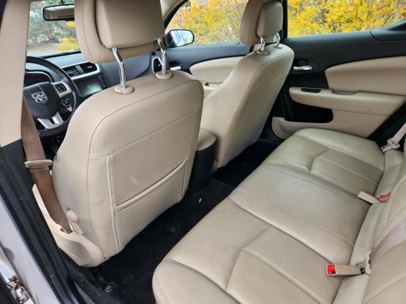 Dodge Avenger Lux 2011