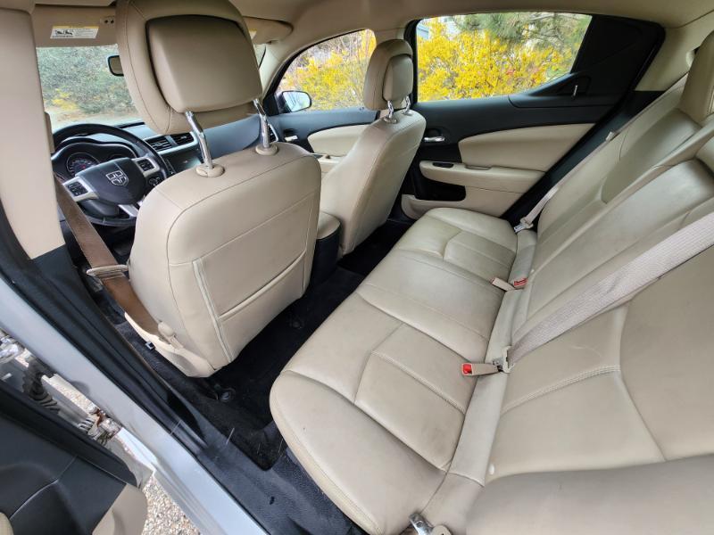 Dodge Avenger Lux 2011