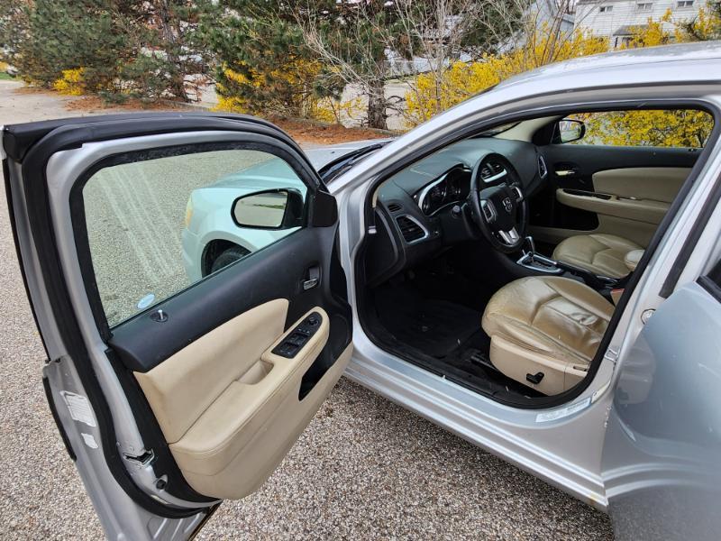 Dodge Avenger Lux 2011