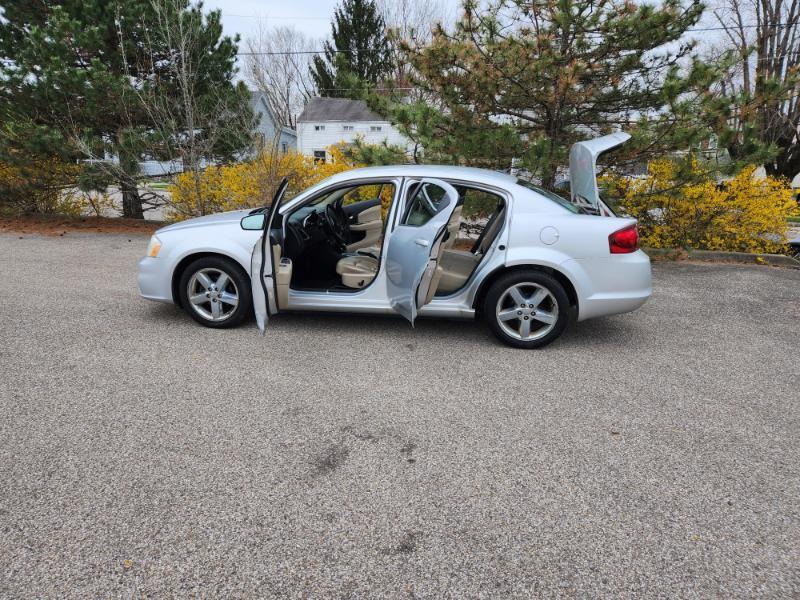 Dodge Avenger Lux 2011