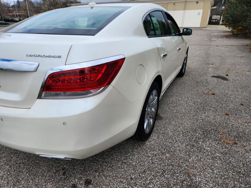 Buick LaCrosse Premium Package 2, w/Leather 2013