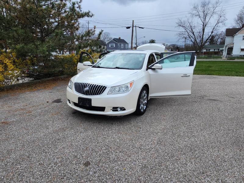 Buick LaCrosse Premium Package 2, w/Leather 2013